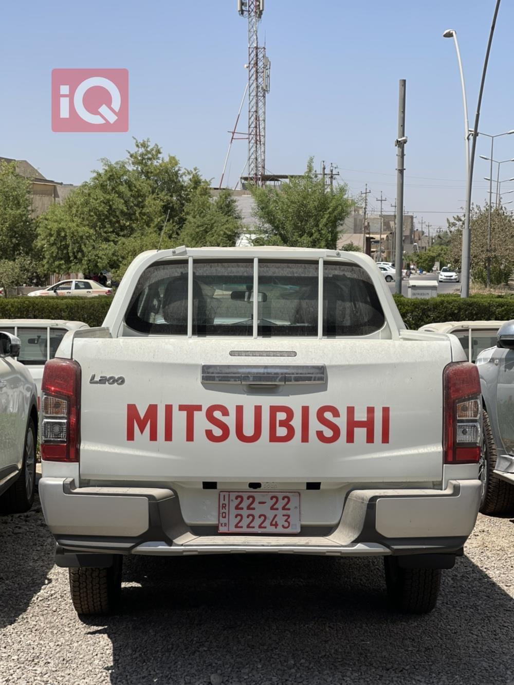 میتسوبیشی L200
